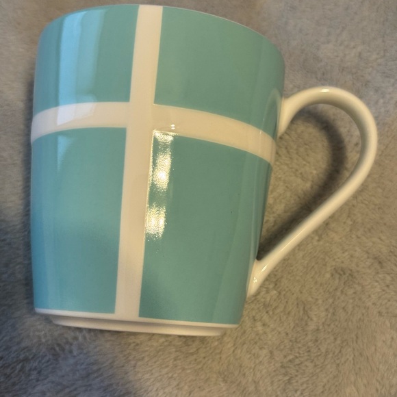 Tiffany & Co. Blue and White Bow Ceramic Coffee Mug - Picture 3 of 3